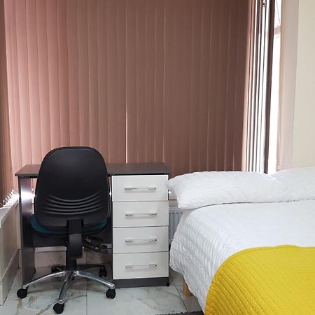 Double Ensuite Rooms Near City Centre Μπέρμιγχαμ Εξωτερικό φωτογραφία