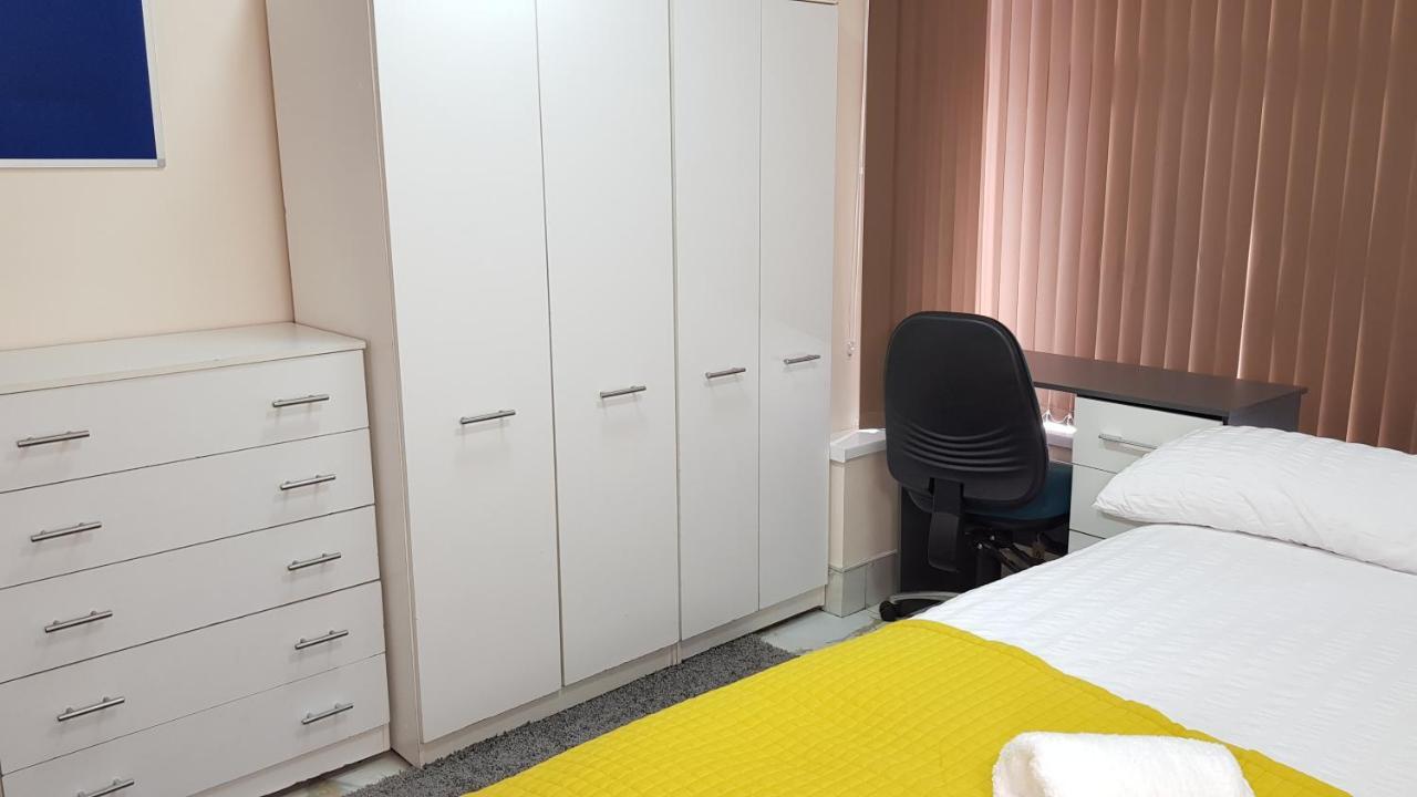Double Ensuite Rooms Near City Centre Μπέρμιγχαμ Εξωτερικό φωτογραφία