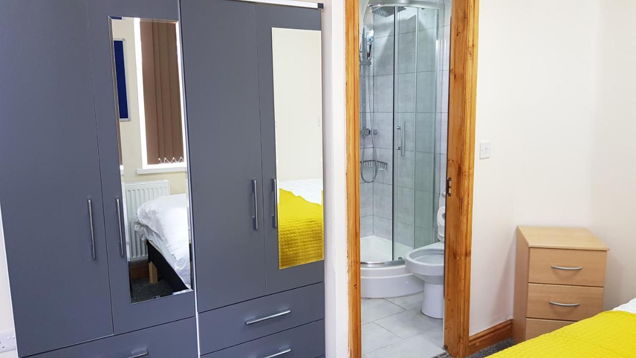 Double Ensuite Rooms Near City Centre Μπέρμιγχαμ Εξωτερικό φωτογραφία